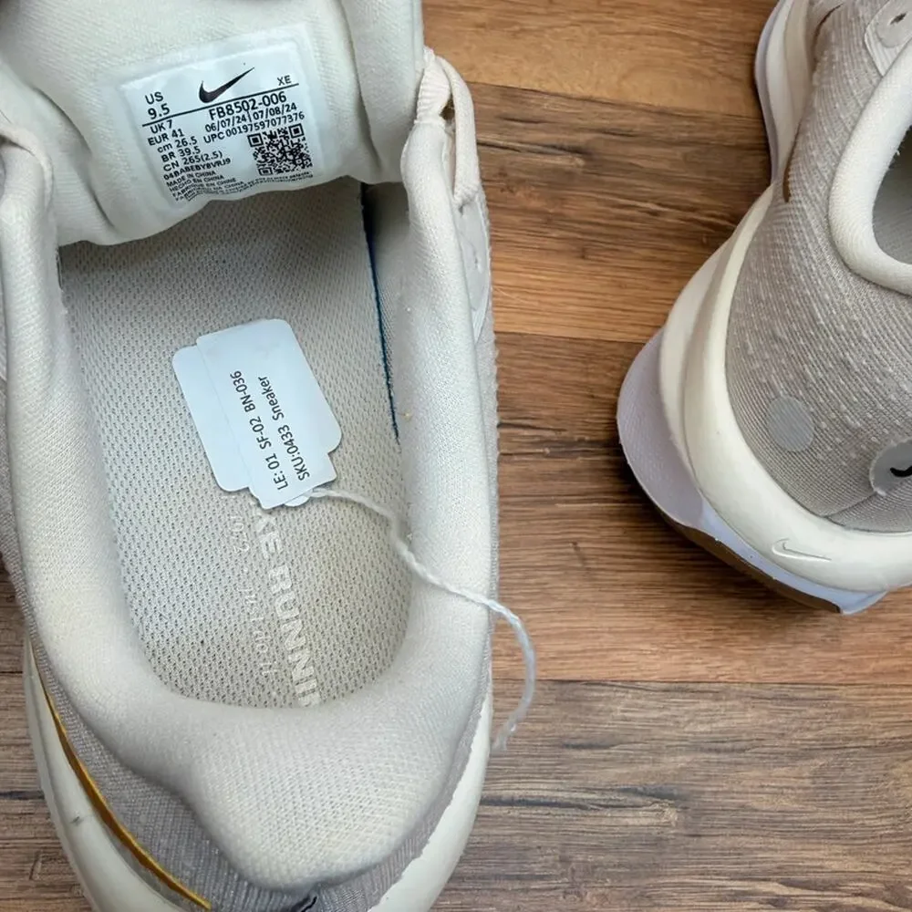 Nike Vomero 17 'Phantom Women's Size 9.5 white  Gold' FB8502-006
